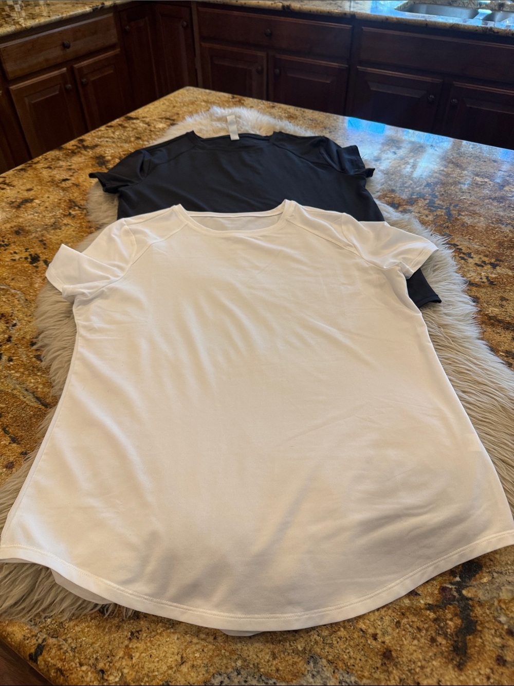 Bundle Zella Women’s tees. One black one white. Size small. Like new!